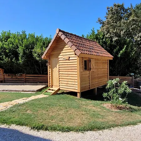 Et Tiny De La Terriere -dordogne En Perigord Guest house